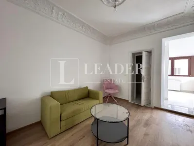 Stirbei Voda || Parc Cismigiu | Apartament renovat in vila - foto 2