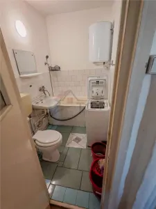 Apartament 2 camere Podu Ros - foto 6