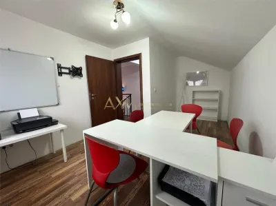 Inchiriere casa 4 camere - foto 12