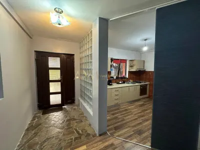 Inchiriere casa 4 camere - foto 3