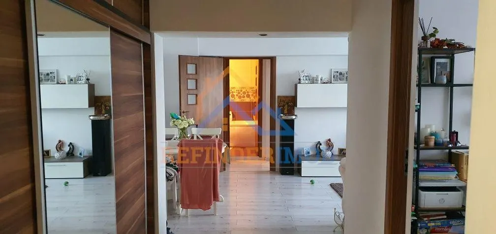 Apartament 3 camere de vanzare Vitan - foto 6