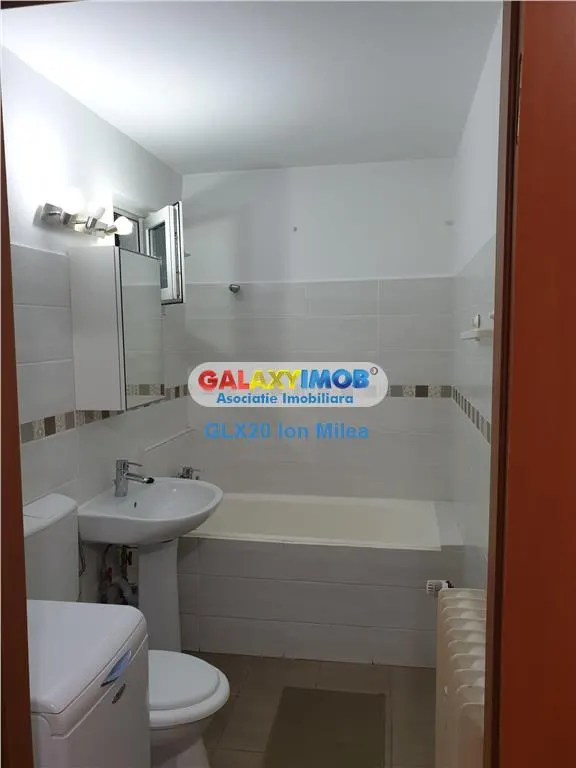 Vanzare garsoniera  decomandata  Obor,  langa metrou! - foto 12