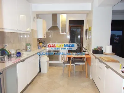 Apartament 4 camere Sisesti la parter/bloc constructie 2010 - foto 10