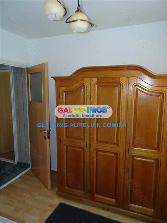 Inchiriere apartament cu 3 camere decomandat Ozana - foto 4