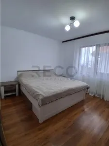 RECO Vila  cu 6 camere +garaj + teren generos- zona Baile Felix - foto 12