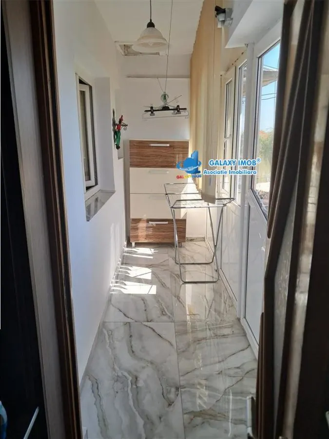 DE VANZARE APARTAMENT CU 3 CAMERE MODERN BRADU - foto 14