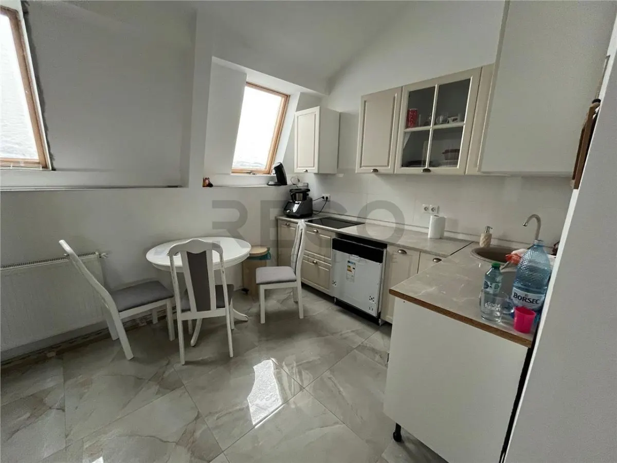 RECO Apartament modern cu 3 camere-85 mp Rogerius-Oradea - foto 10