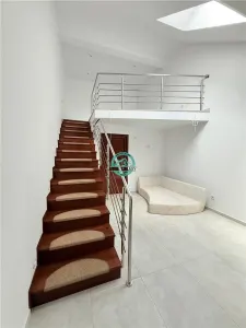 Vand casa cu 4 camere in zona semicentrala, 340mp utili si teren 510mp - foto 15