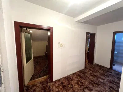 Casa cu 4 camere in Viile Satu Mare | Dealu Mare - foto 12