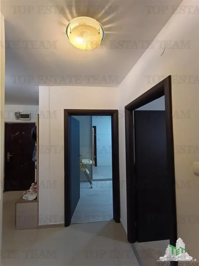 Apartament modern cu 4 camere plus boxa, cu SU de 75mp, parter/4, zona OZANA, la 10 , 15 minute pietonal de statia de metrou 1 Dec 1918. - foto 6