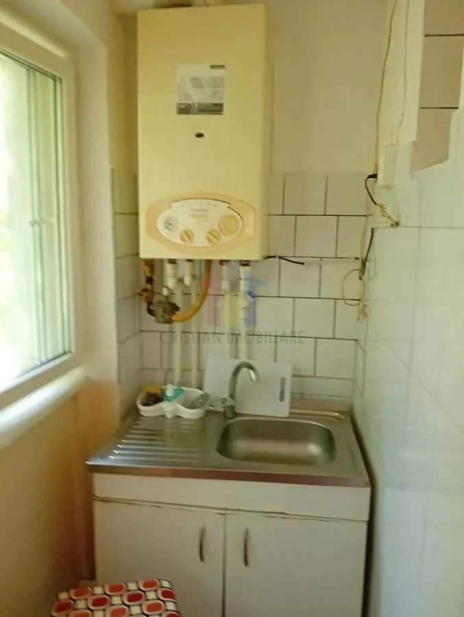 Garsoniera Hipodrom etaj 1, confort I, utilata si mobilata - foto 7