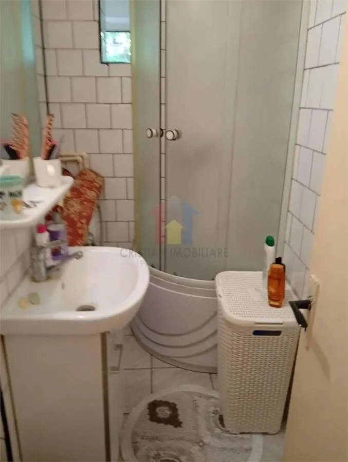 Garsoniera Hipodrom etaj 1, confort I, utilata si mobilata - foto 8