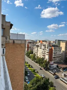 RECO Apartament 3 camere, zona Dacia, balcon, priveliste superba - foto 4