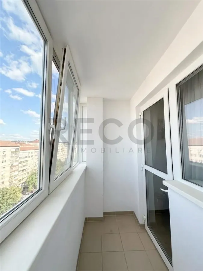 RECO Apartament 3 camere, zona Dacia, balcon, priveliste superba - foto 5