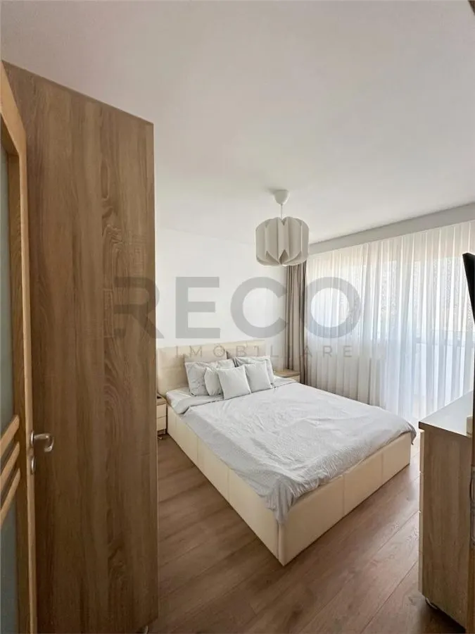 RECO Apartament 3 camere, zona Dacia, balcon, priveliste superba - foto 10