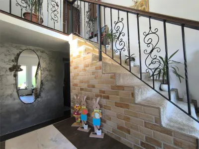 Resita Casa cocheta, P+1,  Zona Muncitoresc, 135 Mp - foto 12