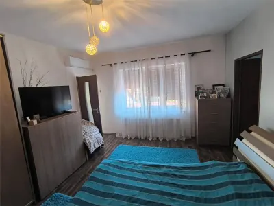 Resita Casa cocheta, P+1,  Zona Muncitoresc, 135 Mp - foto 19
