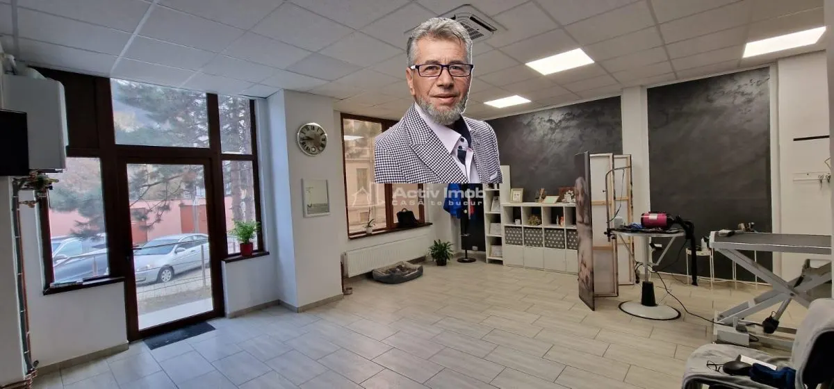 Resita Central Spatiu Comercial Judecatorie - foto 1