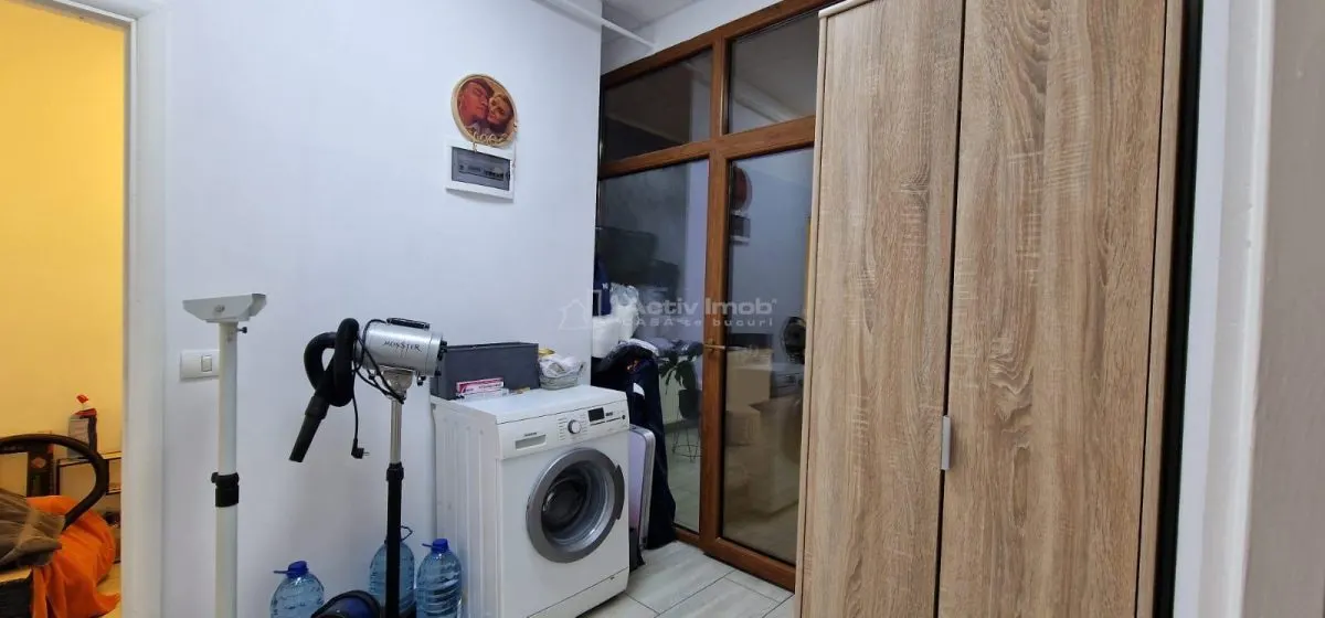 Resita Central Spatiu Comercial Judecatorie - foto 7