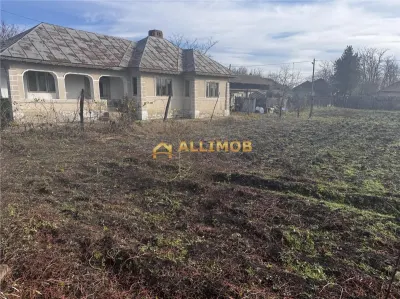 Casa batraneasca  si 1500 mp teren, doua deschideri â€“ Fulga, Prahova - foto 2