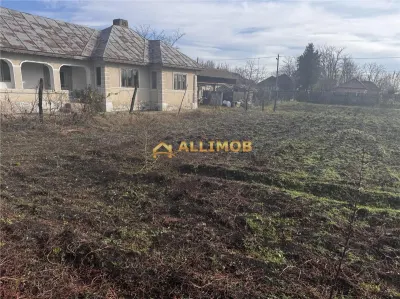 Casa batraneasca  si 1500 mp teren, doua deschideri â€“ Fulga, Prahova - foto 5