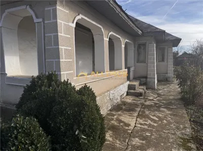 Casa batraneasca  si 1500 mp teren, doua deschideri â€“ Fulga, Prahova - foto 10