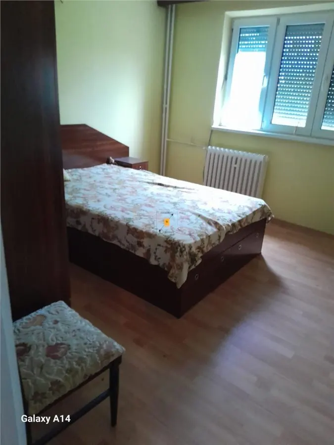 Apartament 2 camere zona Vest - foto 1