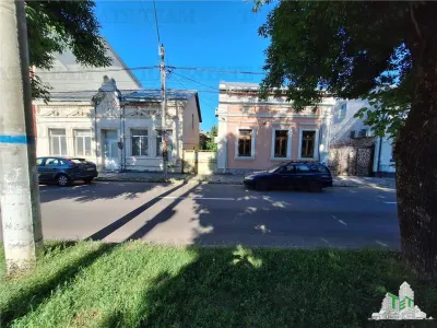 Casa demolabila - vanzare - ultracentral - Braila - Braila