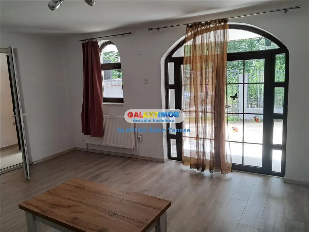 De inchiriat vila  P+E la cheie  TRIVALE  si in regim hotelier - foto 1