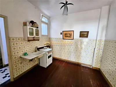 Casă de vânzare în zona Sala Sporturilor â€“ ideală pentru locuit sau investiție - foto 12