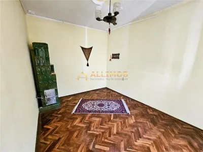 Casă de vânzare în zona Sala Sporturilor â€“ ideală pentru locuit sau investiție - foto 14
