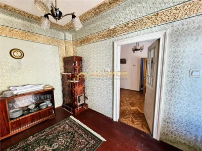 Casă de vânzare în zona Sala Sporturilor â€“ ideală pentru locuit sau investiție - foto 5