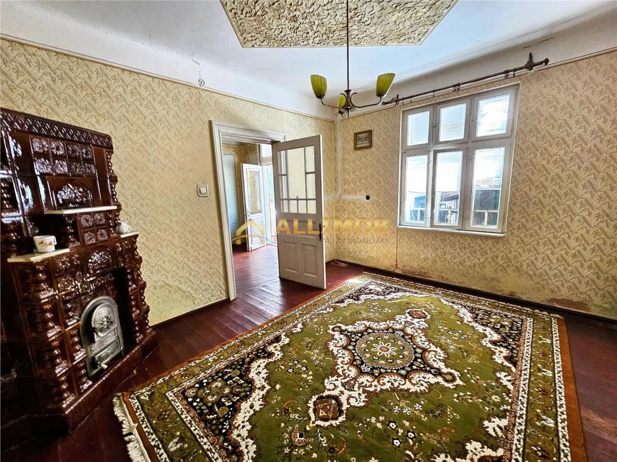 Casă de vânzare în zona Sala Sporturilor â€“ ideală pentru locuit sau investiție - foto 10