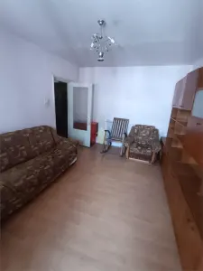 Decomandat 3  camere, 70mp zona Obor - foto 3