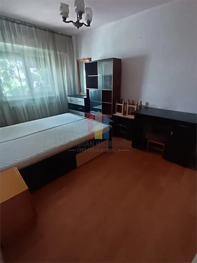 Decomandat 3  camere, 70mp zona Obor - foto 4