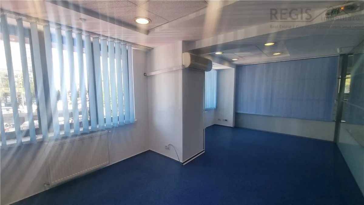 Spatiu comercial versatil in Centrul Civic - foto 5