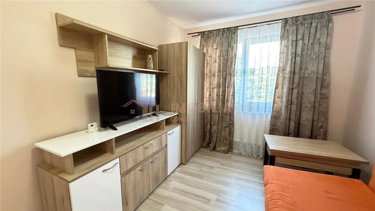 Apartament 3 camere, etaj intermediar, Cartierul Sasar - foto 5