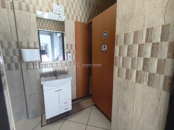 Spațiu comercial Reșița - poza 3