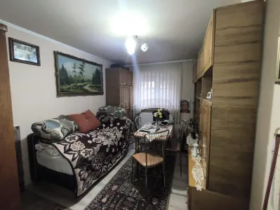 Resita Casa Muncitoresc Zona  Fosta Baie Comunala - foto 4