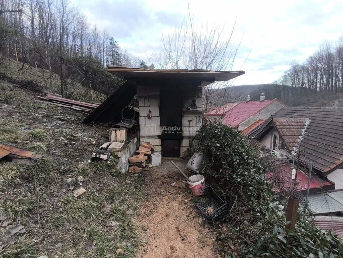 Resita Casa Muncitoresc Zona  Fosta Baie Comunala - foto 10