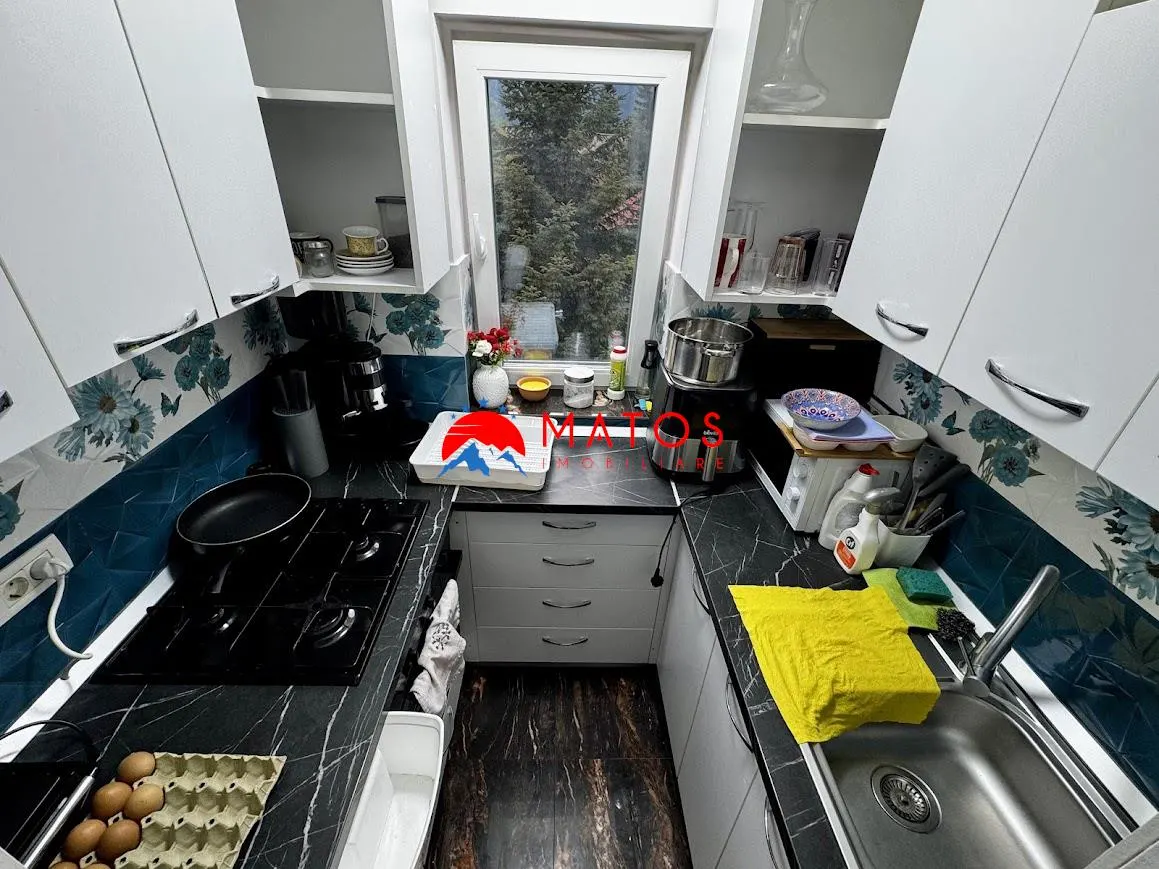 Vilă de vânzare în Bușteni | 11 camere, piscină și saună | 620.000 â‚¬ - foto 13