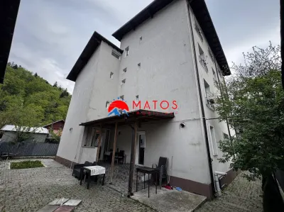 Vilă de vânzare în Bușteni | 11 camere, piscină și saună | 620.000 â‚¬ - foto 17