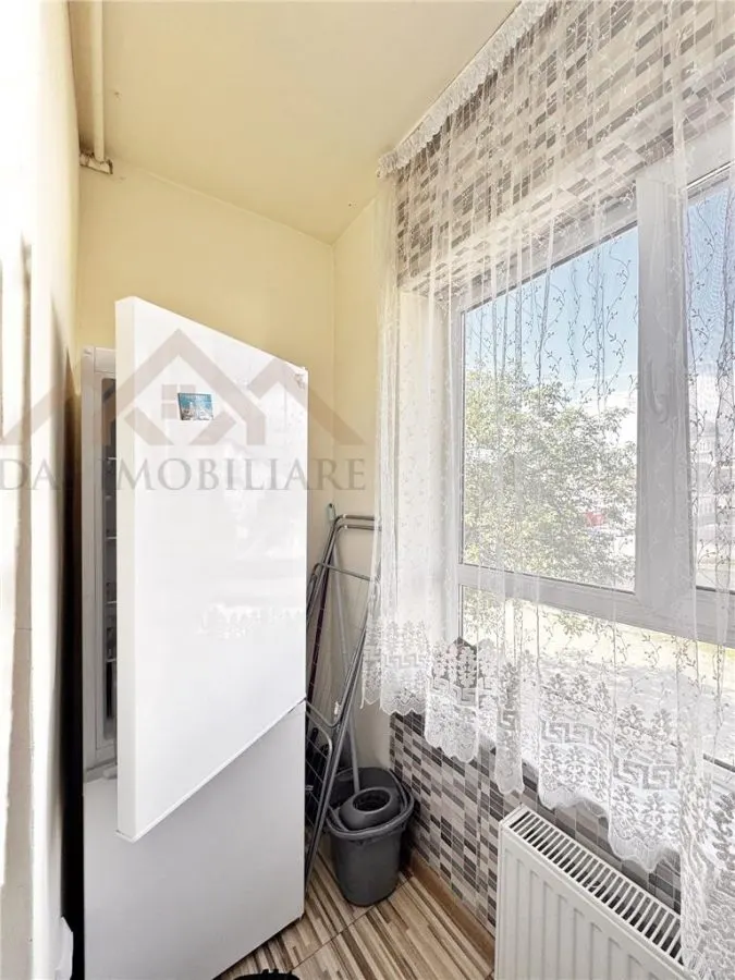 Apartament 2 camere , finisat, etaj 2 , bloc nou, str. Branduselor - foto 2
