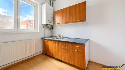 3D! Renovat, luminos, cu vedere panoramica, Vlahuta, Brasov. - foto 6