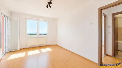 3D! Renovat, luminos, cu vedere panoramica, Vlahuta, Brasov. - foto 9