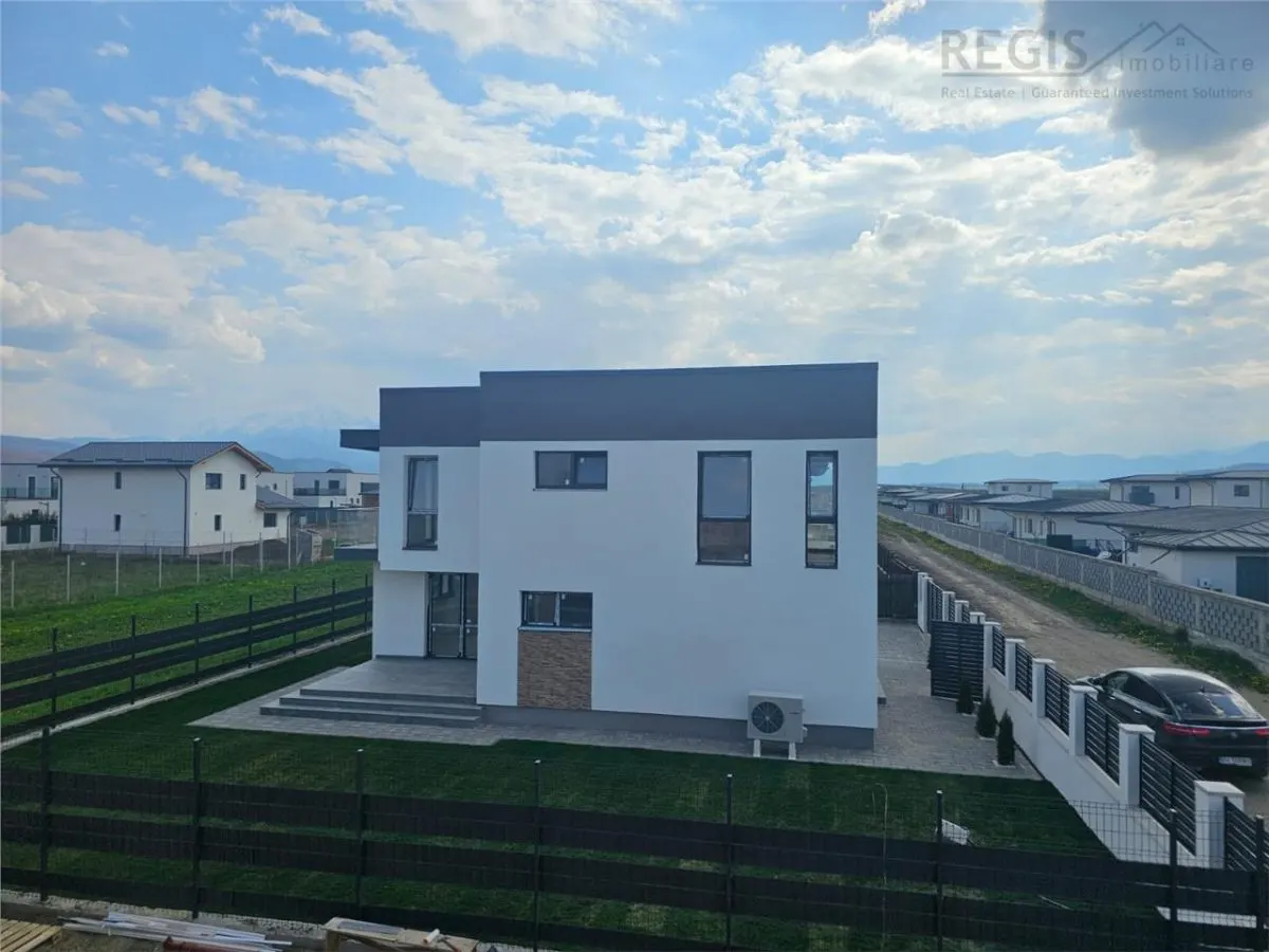 Vila moderna de 4 camere in Cristian - foto 12