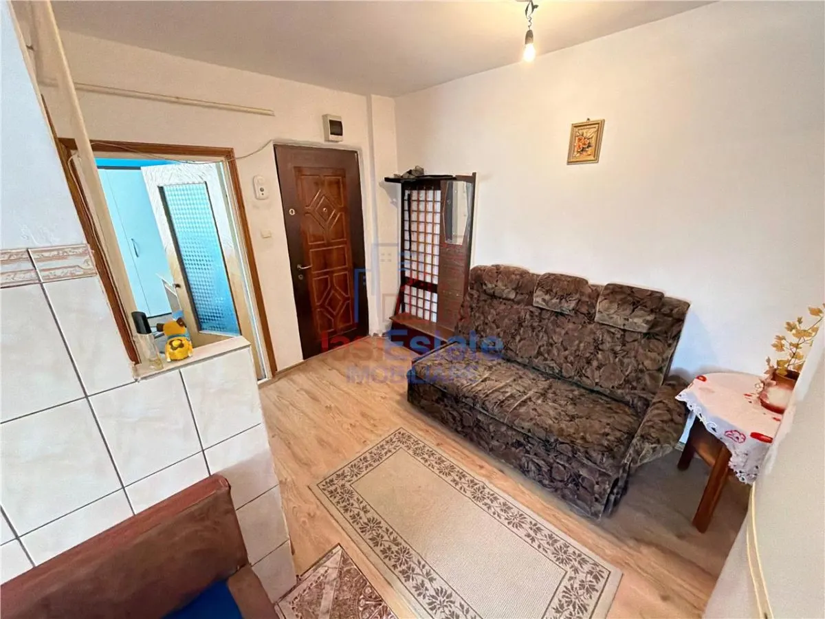 Apartament cu 2 camere decomandat langa hotel Roman - foto 7