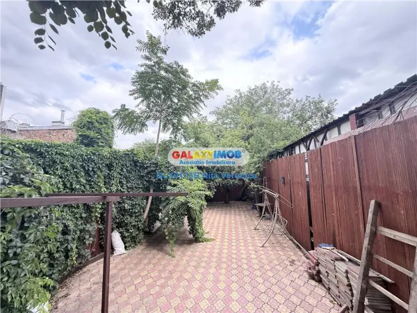 Casă 5 camere București - poza 1