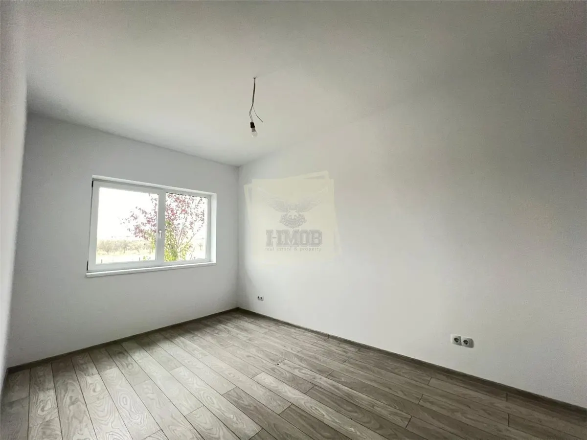 Apartament cu 2 camere 2 balcoane boxa de depozitare in Selimbar - foto 4