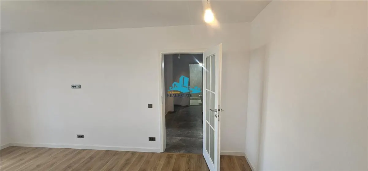 Vanzare apartament 2 camere Renovat Titan-Metrou - foto 4